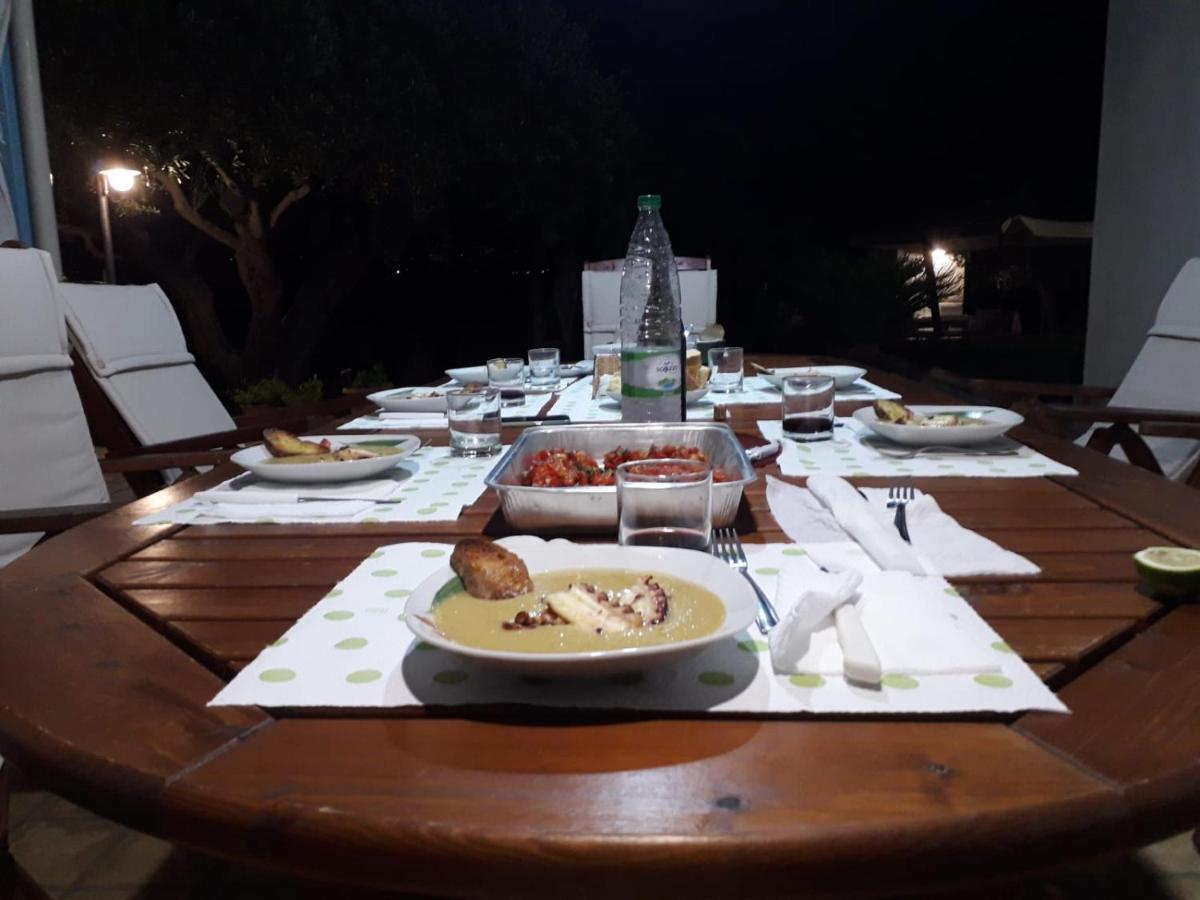 Punta Bianca Suite & Home Experience Агридженто Экстерьер фото